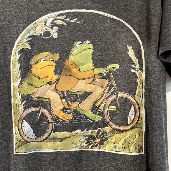 Toad & Frog T-Shirt - Picture 2 of 3